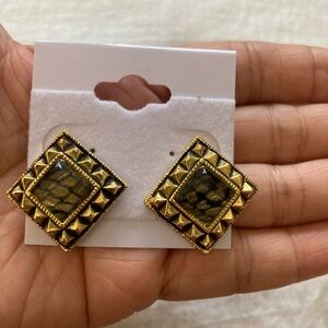 Vintage‎ Pierced Earrings